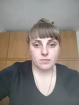 Snapshot of CoddessCrystal chatting on 02-19-26, 02:25 CoddessCrystal online show from 02-19-26, 02:25