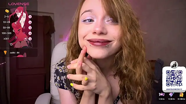 Snapshot of _SofiaBrown chatting on 09-11-25, 12:21 SofiaBrown online show from 09-11-25, 12:21