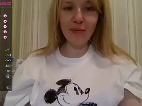urbadkitty online show from 01-24-25, 11:37