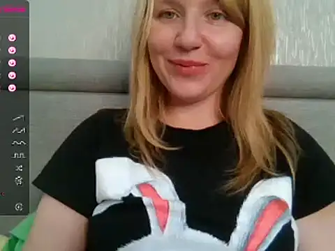 urbadkitty online show from 02-20-25, 10:37
