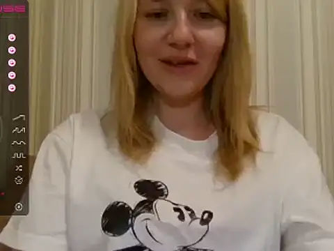 urbadkitty online show from 02-28-25, 03:04