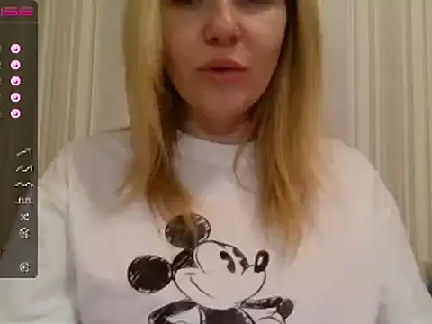 urbadkitty online show from 02-23-25, 11:44