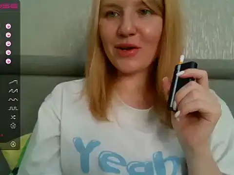 urbadkitty online show from 03-18-25, 10:17