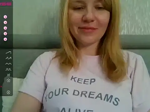 urbadkitty online show from 02-27-25, 06:57
