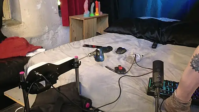 april show her online show from 04-22-26, 04:19