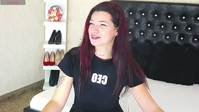 Allisonn223 online show from 10-17-25, 12:40