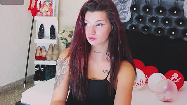 Allisonn223 online show from 11-02-25, 01:27