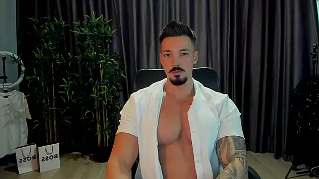 Snapshot of HaydenSpearss chatting on 10-19-25, 06:38 HaydenSpearss online show from 10-19-25, 06:38