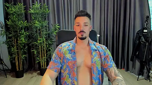 Snapshot of HaydenSpearss chatting on 03-21-25, 01:45 HaydenSpearss online show from 03-21-25, 01:45
