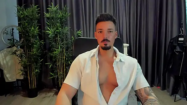Snapshot of HaydenSpearss chatting on 02-11-25, 12:47 HaydenSpearss online show from 02-11-25, 12:47