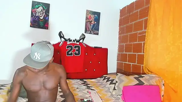 Snapshot of blackWhite_hot chatting on 09-22-25, 12:55 blackWhite hot online show from 09-22-25, 12:55