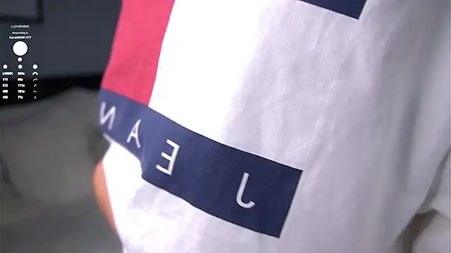 PiquingOgalala online show from 10-26-25, 01:06