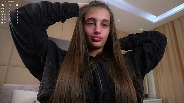 PiquingOgalala online show from 04-11-26, 01:13