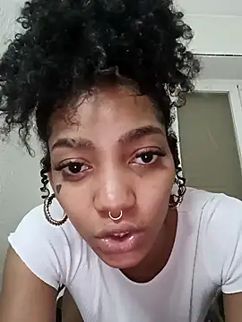 Laanegraofficial  online show from 01-04-25, 08:37