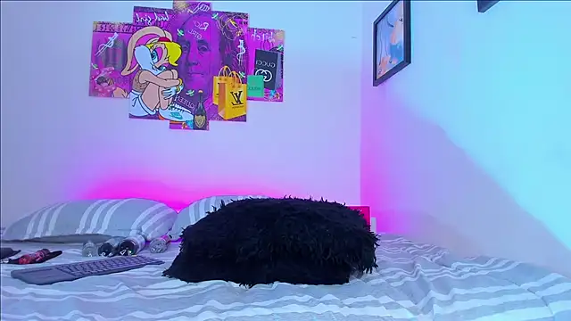 anahidolls online show from 11-22-25, 04:11