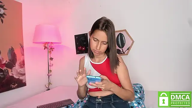 Snapshot of aleja_rythm chatting on 10-26-25, 07:03 aleja rythm online show from 10-26-25, 07:03