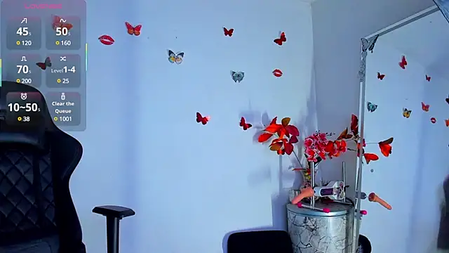 Snapshot of avatomas_02 chatting on 02-18-25, 05:42 avatomas 02 online show from 02-18-25, 05:42