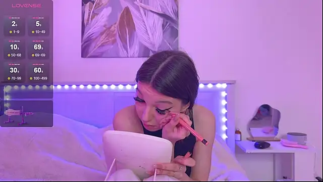 Veronica leal online show from 10-07-25, 08:37