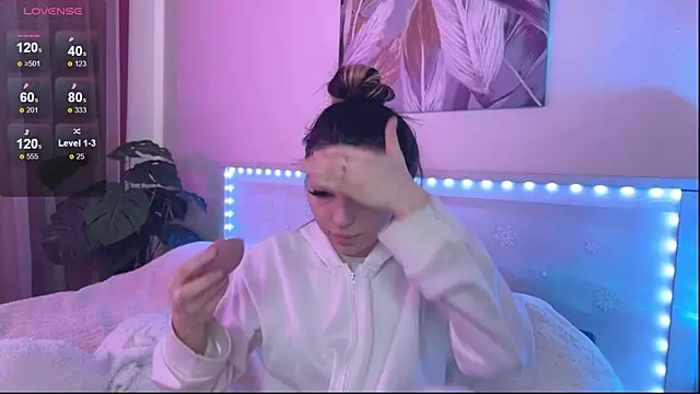 Veronica leal online show from 04-07-26, 07:43