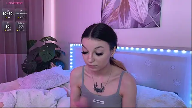 Veronica leal online show from 05-15-26, 10:24