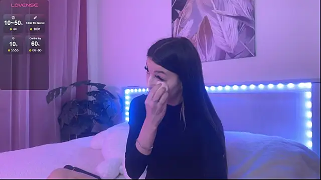 Veronica leal online show from 11-06-25, 10:41