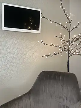 Polli Kiss online show from 03-18-26, 07:04