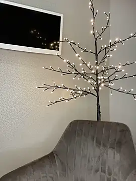 Polli Kiss online show from 03-24-26, 07:25