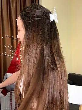 Polli Kiss online show from 11-26-25, 07:14