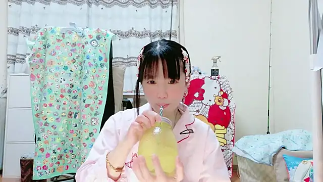 renapiyon8182 online show from 04-18-26, 08:09