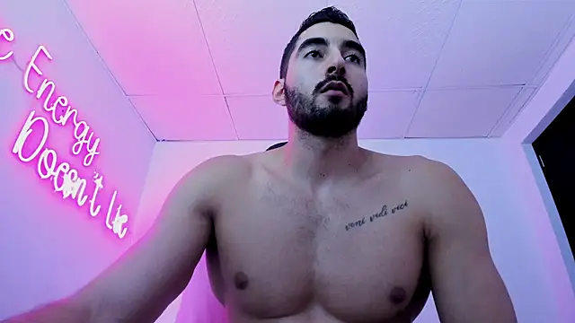 Snapshot of Joao_Batista_Oficial chatting on 09-09-25, 02:32 Joao Batista Oficial online show from 09-09-25, 02:32
