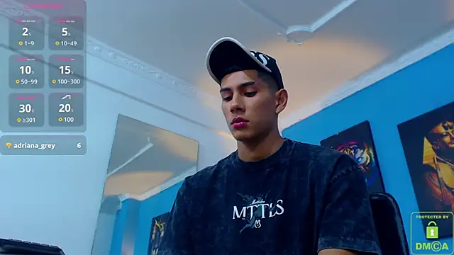 Snapshot of Valerio_20 chatting on 01-21-25, 11:55 Valerio 20 online show from 01-21-25, 11:55