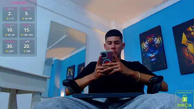 Snapshot of Valerio_20 chatting on 01-18-25, 08:09 Valerio 20 online show from 01-18-25, 08:09