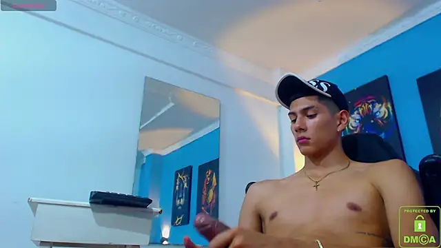 Snapshot of Valerio_20 chatting on 01-22-25, 11:32 Valerio 20 online show from 01-22-25, 11:32