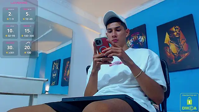 Snapshot of Valerio_20 chatting on 01-24-25, 08:00 Valerio 20 online show from 01-24-25, 08:00