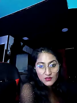 Snapshot of AdelinaMiran90 chatting on 10-22-25, 02:44 AdelinaMiran90 online show from 10-22-25, 02:44