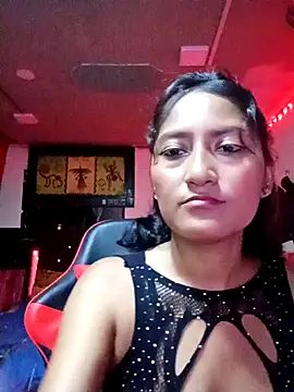 Snapshot of AdelinaMiran90 chatting on 03-16-25, 03:25 AdelinaMiran90 online show from 03-16-25, 03:25