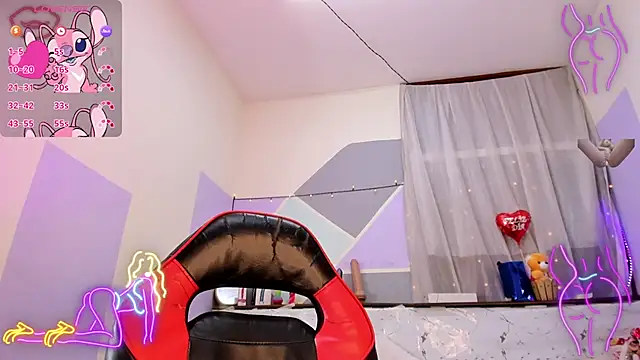 Lina10 online show from 10-31-25, 09:00