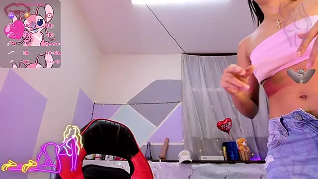 Lina10 online show from 11-08-25, 10:46