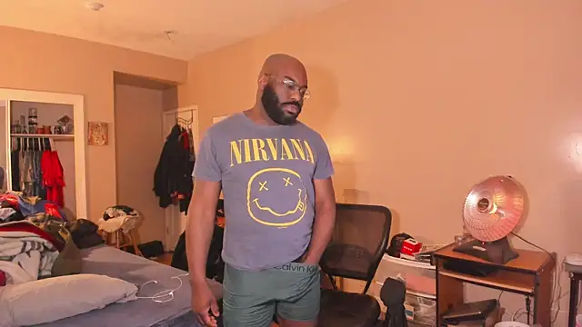 MrChuckDailyXXX online show from 02-05-26, 06:42