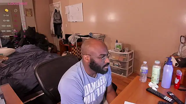 MrChuckDailyXXX online show from 02-10-25, 01:35