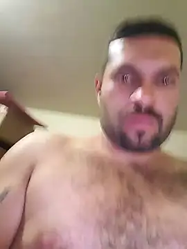 Rober2230 online show from 12-04-24, 01:41