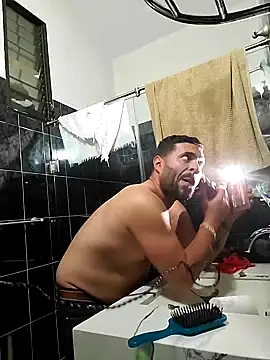 Rober2230 online show from 12-14-24, 02:55