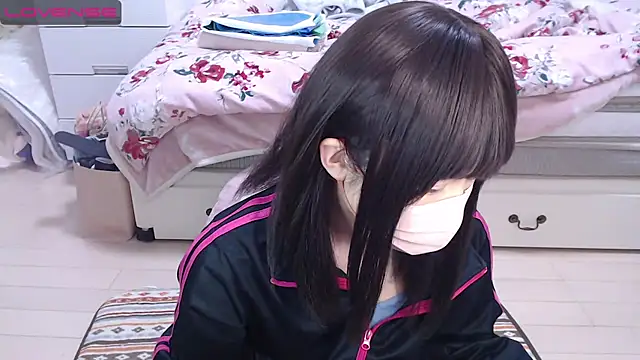 Snapshot of AMI___oO chatting on 03-16-25, 06:31 AMI   oO online show from 03-16-25, 06:31