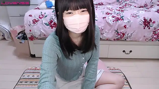 Snapshot of AMI___oO chatting on 02-06-25, 10:04 AMI   oO online show from 02-06-25, 10:04