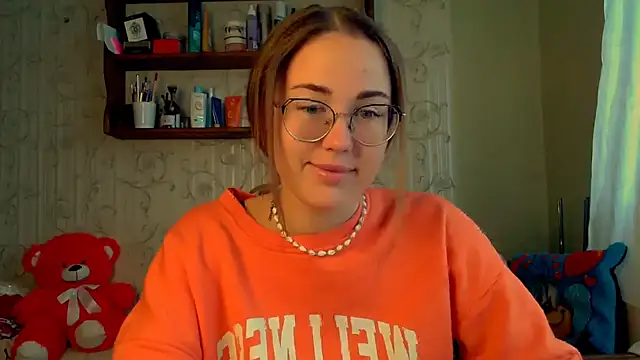 luxie milady online show from 10-07-25, 08:37