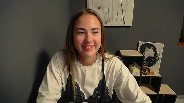 luxie milady online show from 07-16-26, 08:00