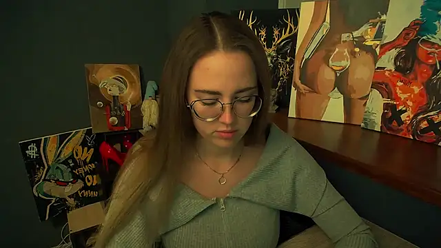 Snapshot of luxie_milady chatting on 04-22-26, 12:34 luxie milady online show from 04-22-26, 12:34
