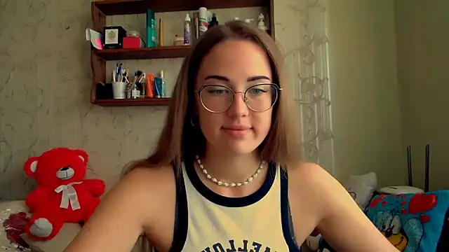 luxie milady online show from 09-26-25, 11:17