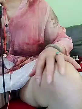 Hangem111 online show from 12-21-25, 03:19