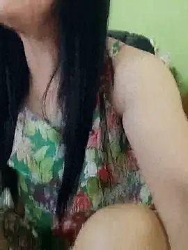 Snapshot of Hangem111 chatting on 05-01-26, 03:44 Hangem111 online show from 05-01-26, 03:44